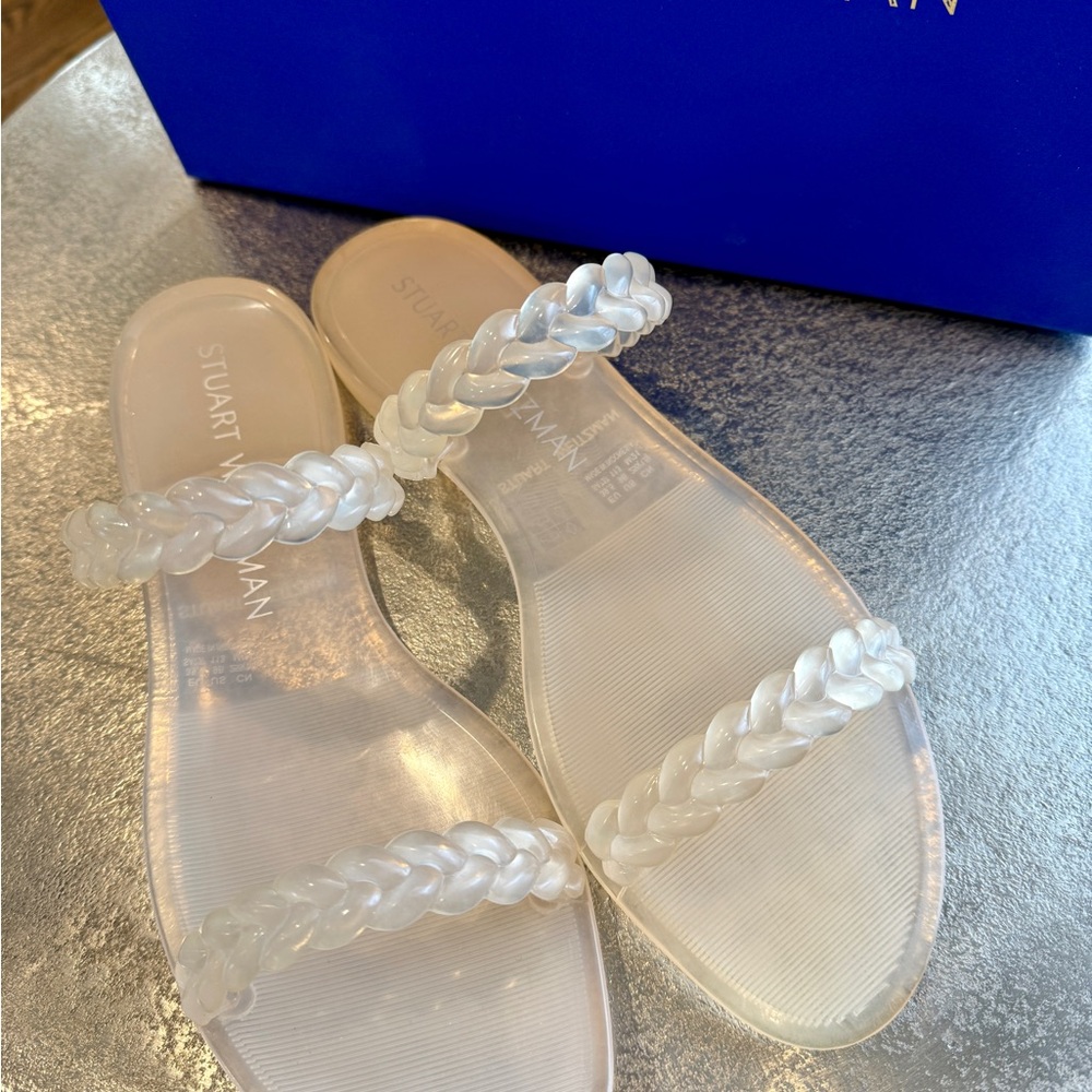 Stuart Weitzman Cream Braided Sandals - Picture 2 of 4